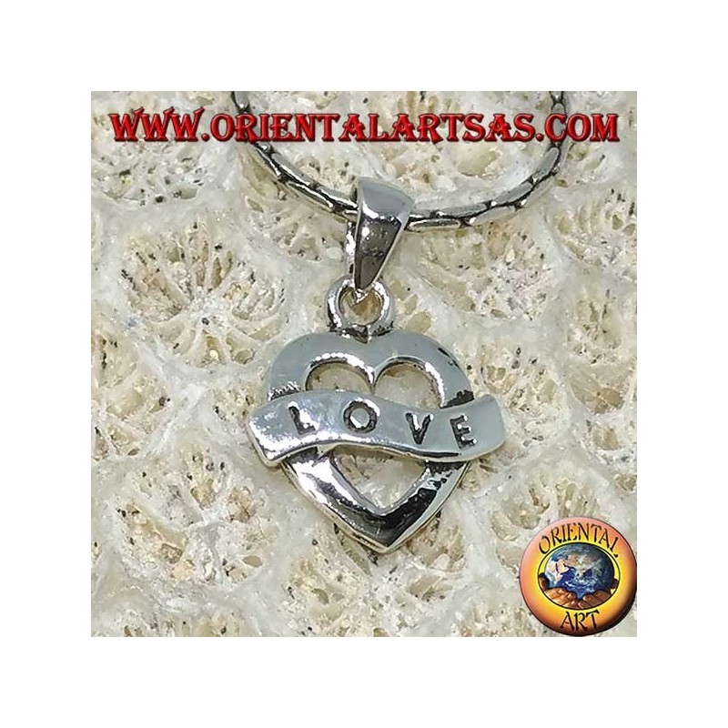 Pendentif en argent en forme de coeur avec gravure Love