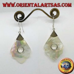 Boucles d'oreilles en argent avec pendentif en nacre à trou rond