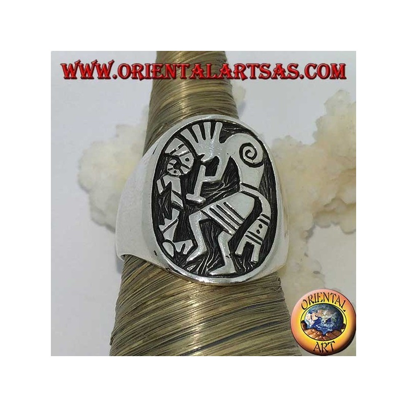 Bague en argent bas relief Kokopelli, symbole du bonheur