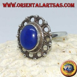 Anillo de plata con lapislázuli ovalado natural rodeado de círculos