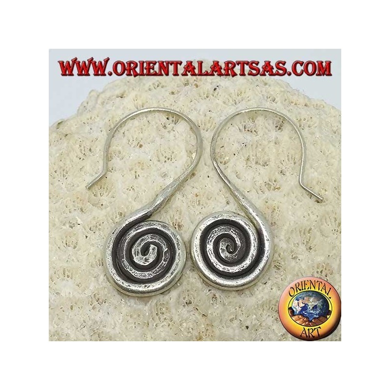 Boucles d'oreilles en argent avec spirale crochues faites main par Karen
