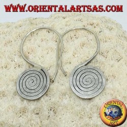 Boucles d'oreilles écrasées en argent avec spirale crochues faites main de Karen
