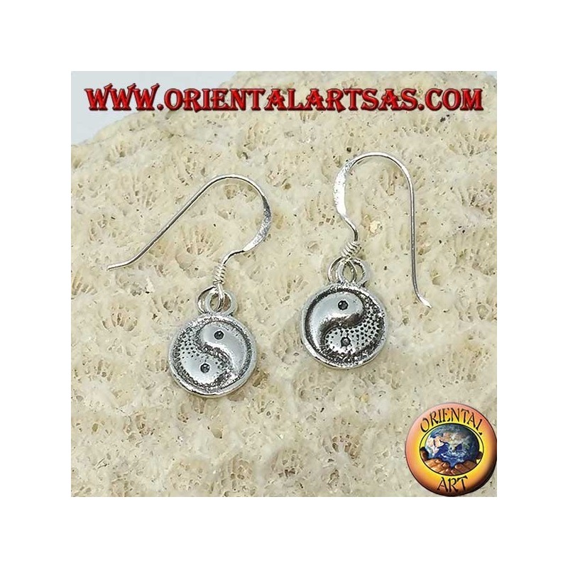 Yin yang earring in silver double-sided pendant, The Taijitu (T'ai Chi T'u)