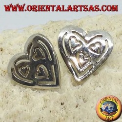 Silberlappenohrringe im durchbohrten Herzen von anderen 3 Herzen