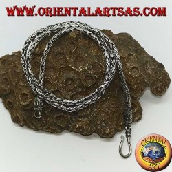 Collar de plata, trenzado de 45 cm y dos hilos.