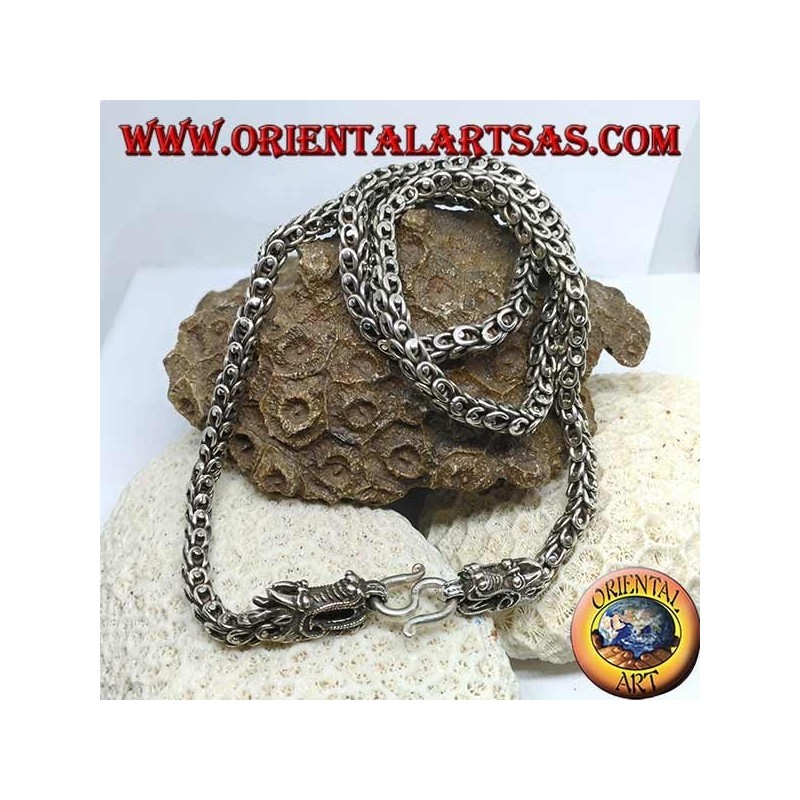 Collier en argent, dragon, deux têtes de dragon avec une chemise en maille