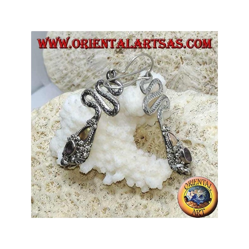 Boucles d'oreilles en argent en forme de cobra avec améthyste ovale à facettes et feuille d'or