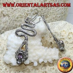 Kobraförmige Silberohrringe mit facettiertem ovalen Amethyst und Goldfolie