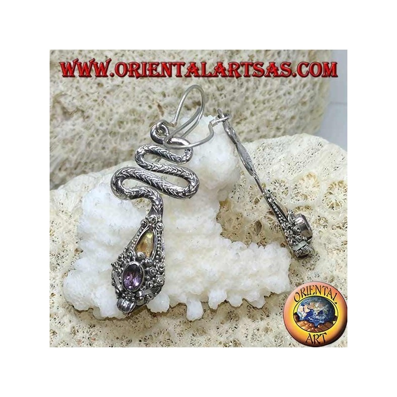 Kobraförmige Silberohrringe mit facettiertem ovalen Amethyst und Goldfolie