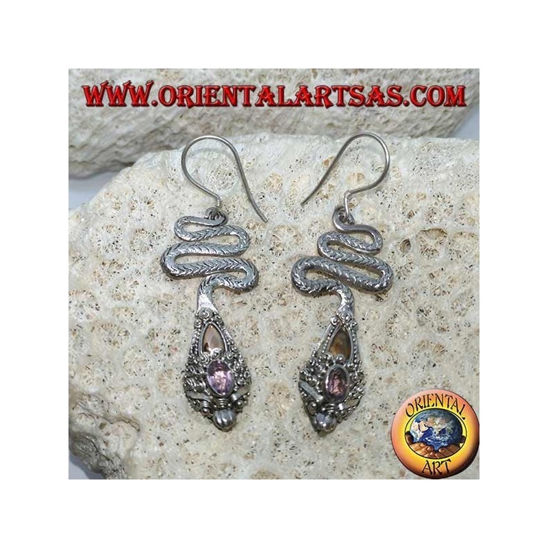 Kobraförmige Silberohrringe mit facettiertem ovalen Amethyst und Goldfolie