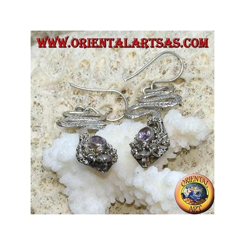 Kobraförmige Silberohrringe mit facettiertem ovalen Amethyst und Goldfolie