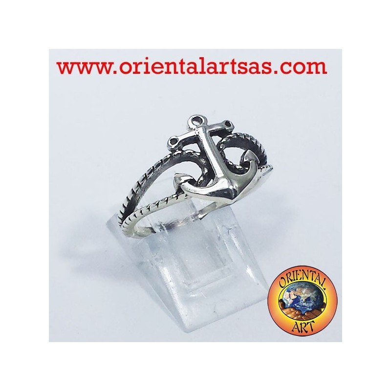 ancrer l'anneau d'argent