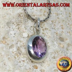 Silberanhänger mit schönen natürlichen Amethyst mit einem einfachen Rahmen