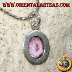 Pendentif en argent avec une belle améthyste naturelle avec un cadre simple