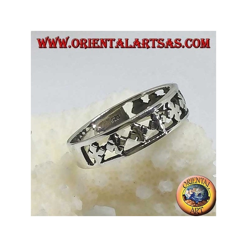 Anello a fedina in argento con quadrifogli stilizzati intagliati