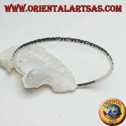 Silver ring bracelet, with carved rhombuses