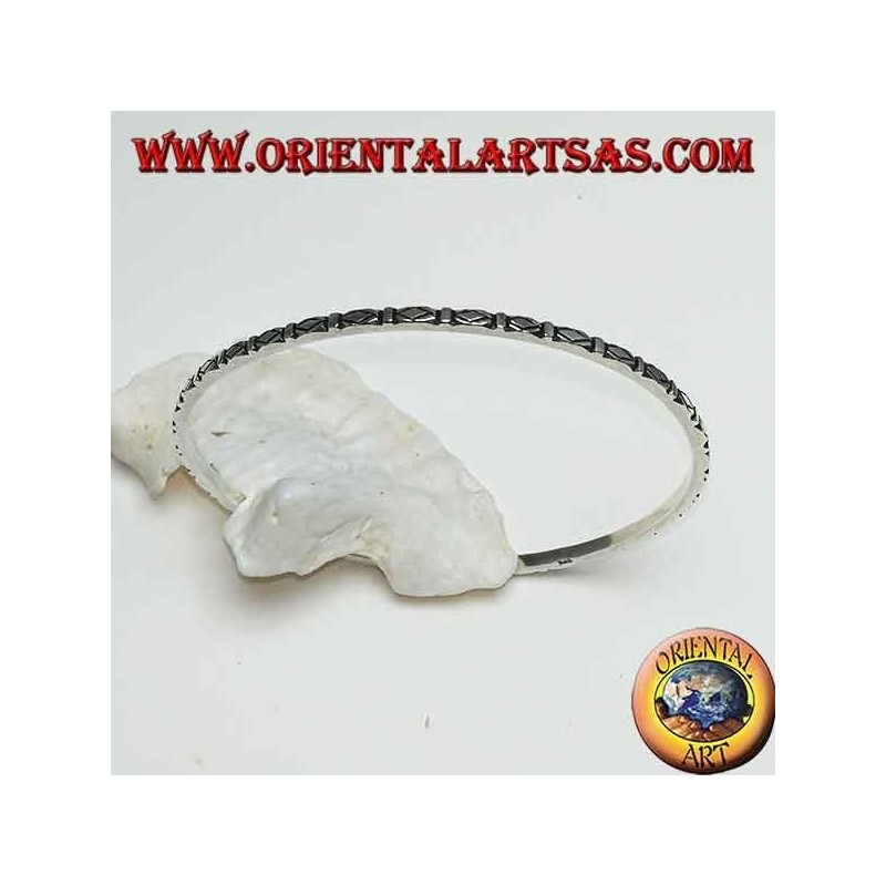 Bracelet en argent, avec losanges sculptés