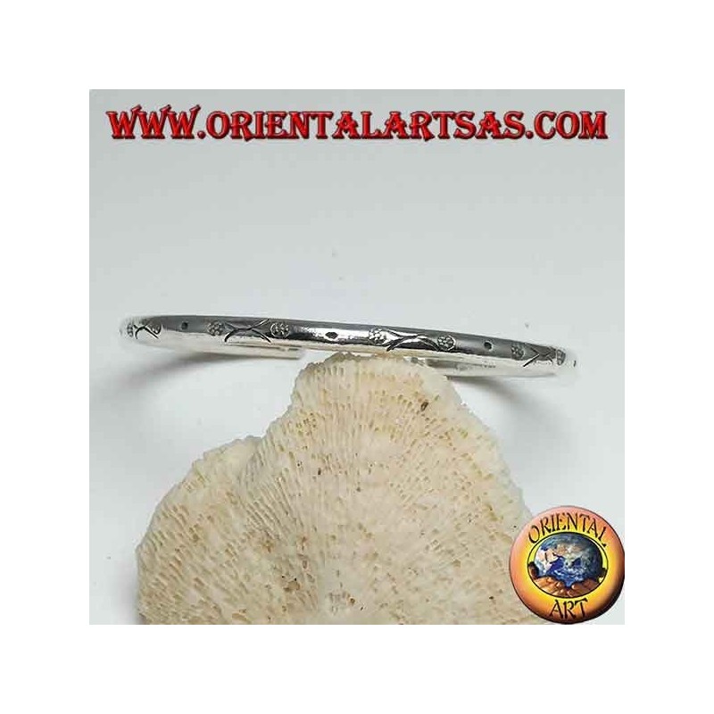 Armband aus starrem Silber, Runddraht mm. 3,5 handgraviert