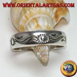 Silver ring inlaid with sun and alternating waves