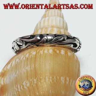 Silver ring, 4 mm carved band ring