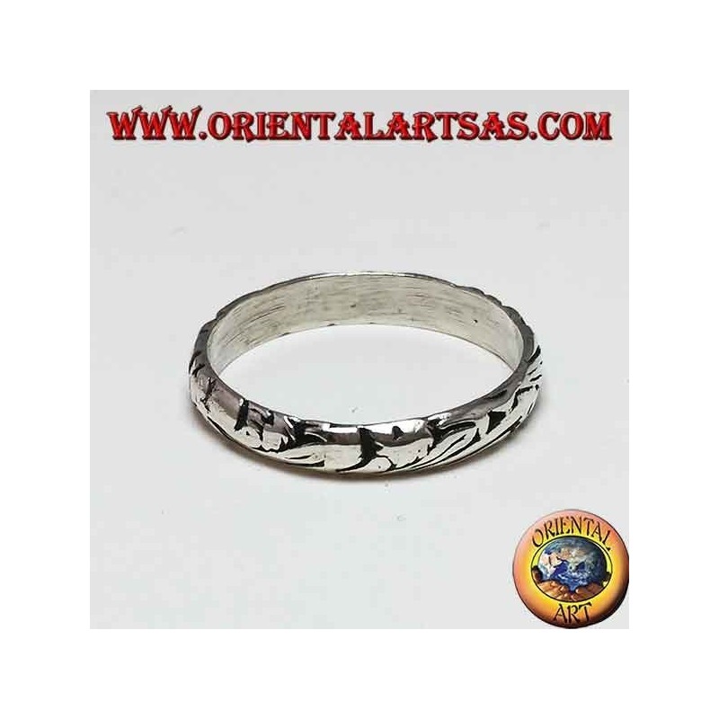 Bague en argent, anneau de 4 mm sculpté