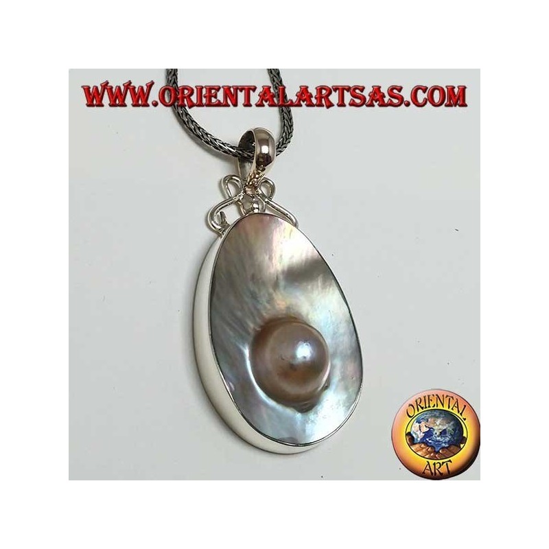 Pendant with Pearl on Mother Shell in Silver 925