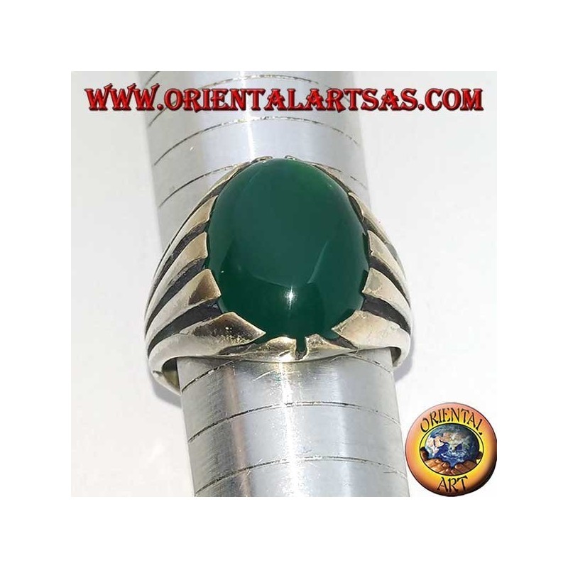 Silver ring with green agate with large oval cabochon, spoke setting