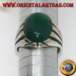 Bague en argent avec agate verte à gros cabochon ovale, sertie de rayons