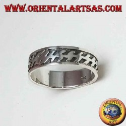 Silver band ring with bas-relief zig zag