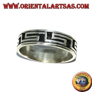 Bague en argent avec anneau bas-relief grec
