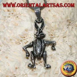 Pendentif en argent le lapin bouge les pattes et tourne la tête