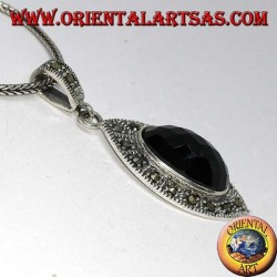 Silberanhänger mit facettiertem ovalem Onyx und Markasit