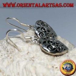 Pendientes de plata con forma de corazón de doble cara en estilo barroco.