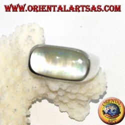 Bague en argent avec de la nacre à long
