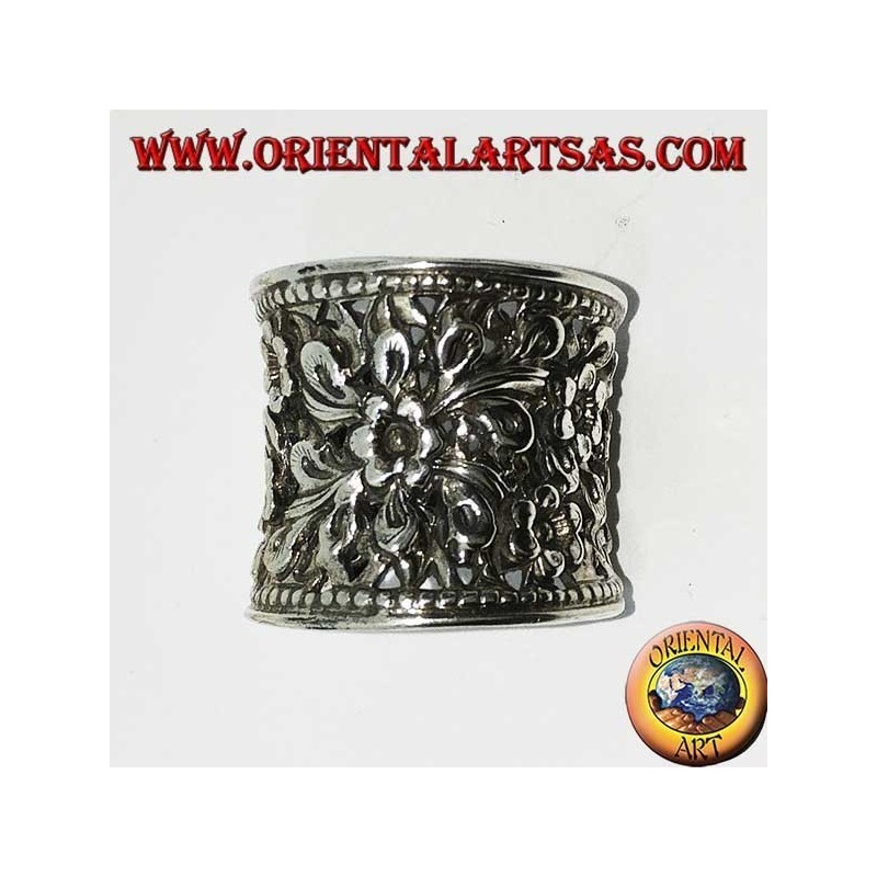 Concave wide band silver ring, chiseled and floral perforated