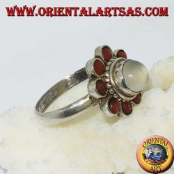 Silver ring with moonstone (adularia) surrounded by corals
