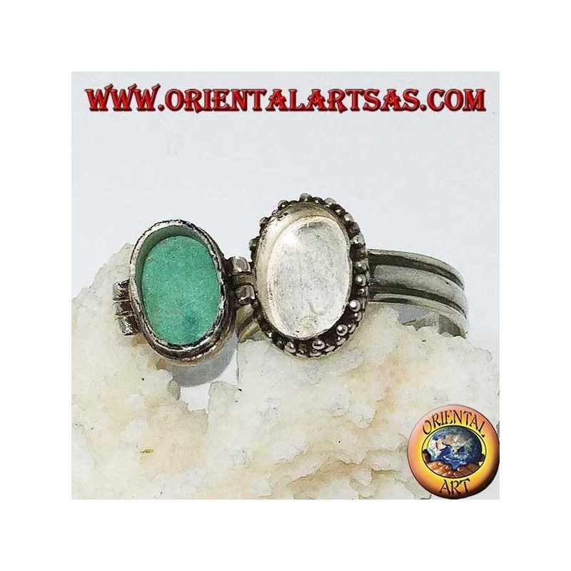 Caja de anillo de plata con turquesa oval natural (portador de veneno)