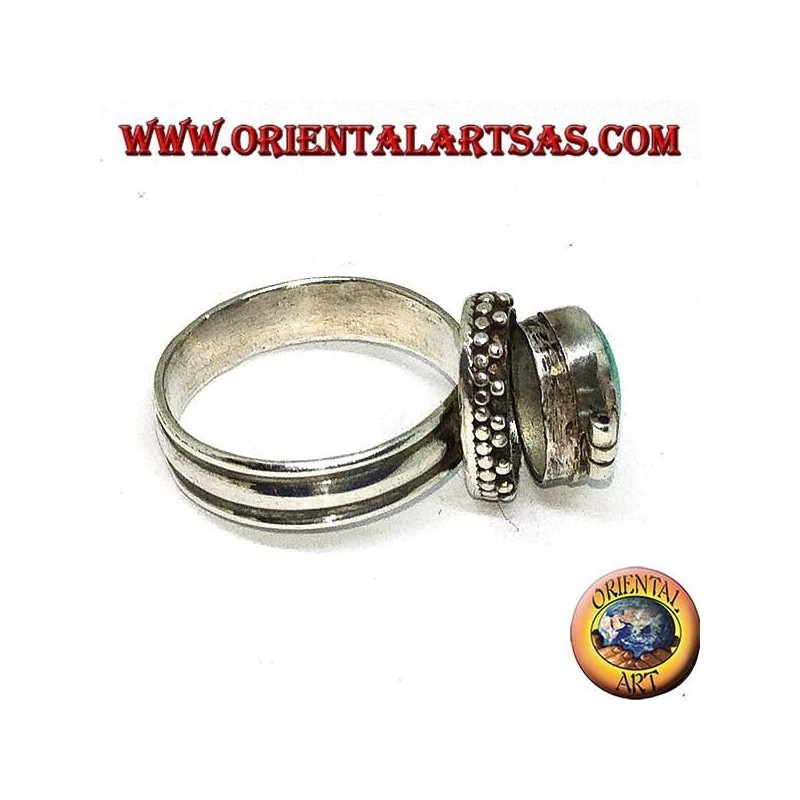 Bague en argent avec turquoise ovale naturelle (support à poison)
