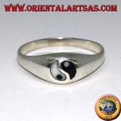 Simple ring with Tao yin yang in silver (small)
