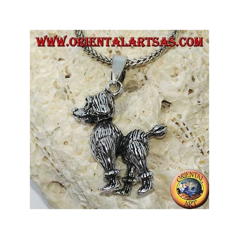 Pendentif en argent, le chien le caniche mobile (déplace les pattes, la tête et la queue)