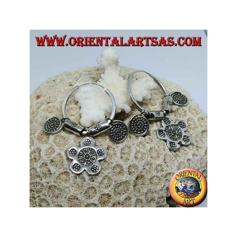 Orecchini in argento a cerchio tribali (Karen) con pendenti