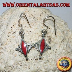 Silberohrringe mit Shuttle-Korallenpaste