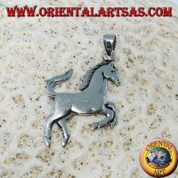 Pendentif en argent symbole du cheval rampant Ferrari (à plat)