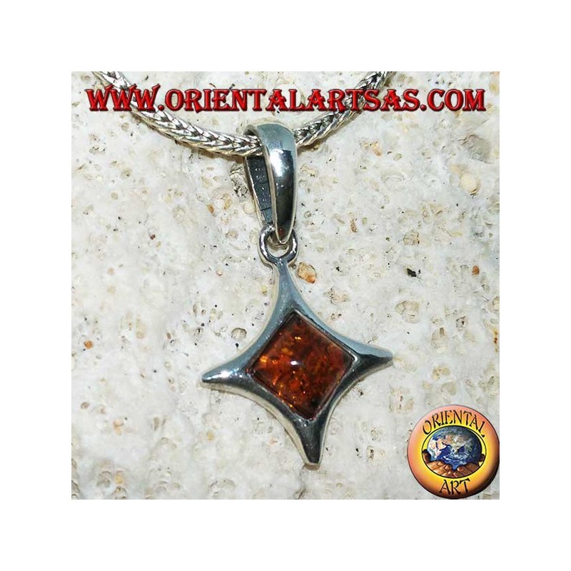 Colgante de plata en forma de diamante con lados convexos con ámbar cuadrado