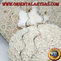 Pendientes de plata, colgantes largos con espiral helicoidal.