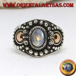 Bague en argent faite main avec pierre de lune arc-en-ciel (adularia) et applications dorées