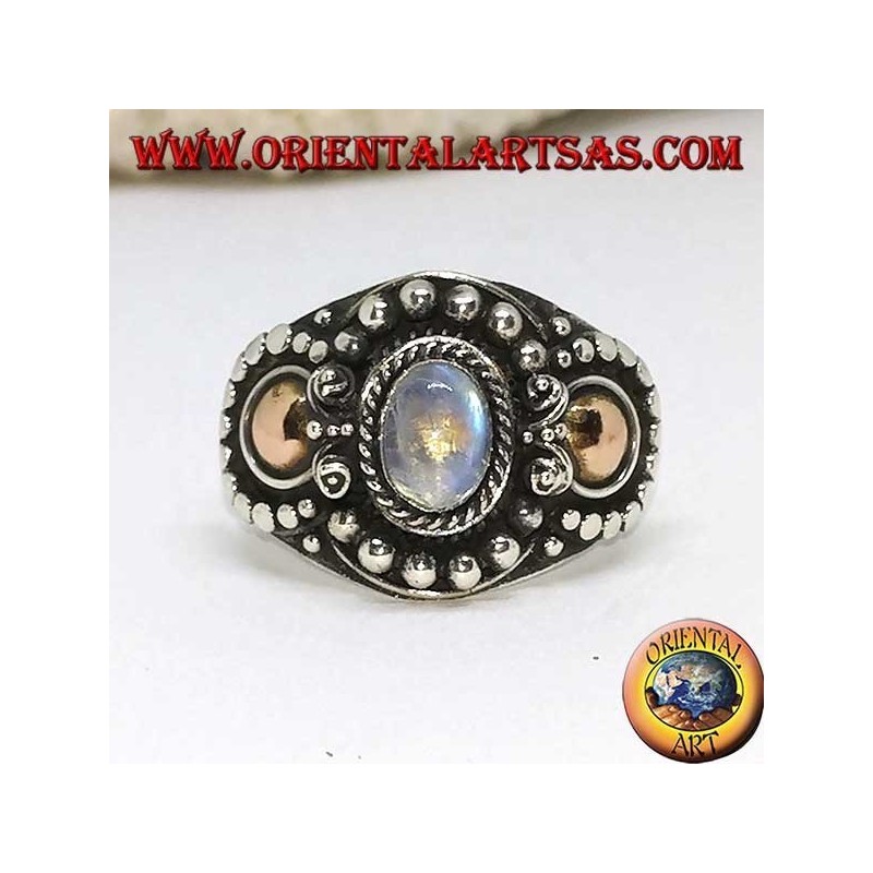 Bague en argent faite main avec pierre de lune arc-en-ciel (adularia) et applications dorées