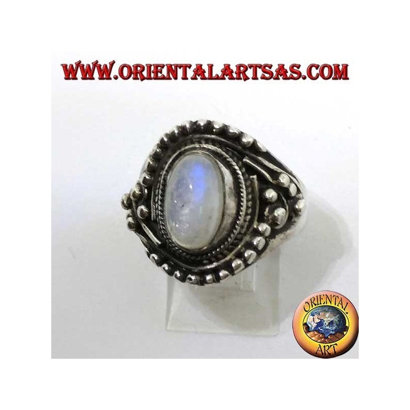 Anillo de plata con luna de arco iris oval con decoraciones de bolas asimétricas
