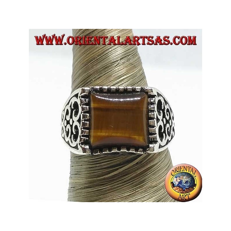 Anello in argento con decorazioni barocche e occhio di Tigre rettangolare