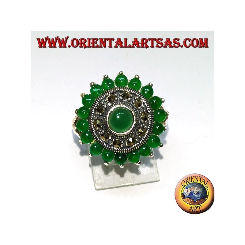 Round silver ring with 18 + 1 round green agate and marcasites